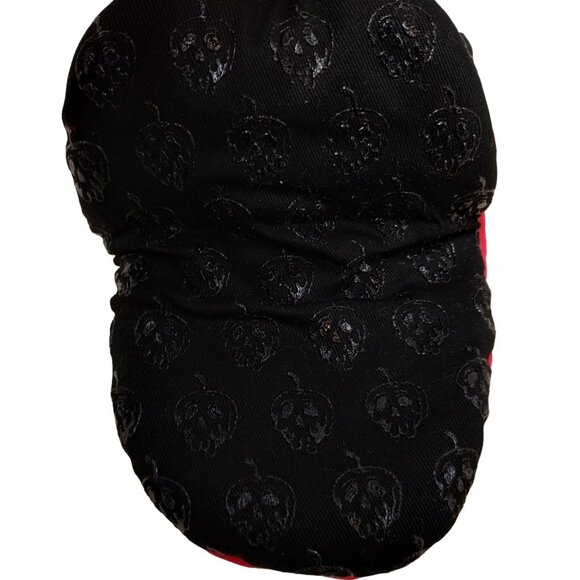 Disney 100 Happy Halloween Maleficent Silicone Mini Mitt With Pumpkin Grips - Picture 4 of 4